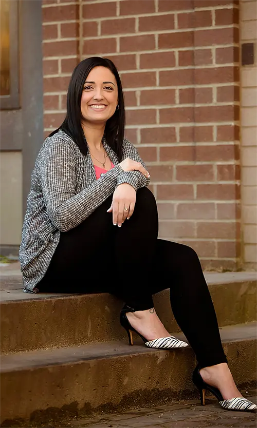 Courtney Dawson, Psychic medium Canada